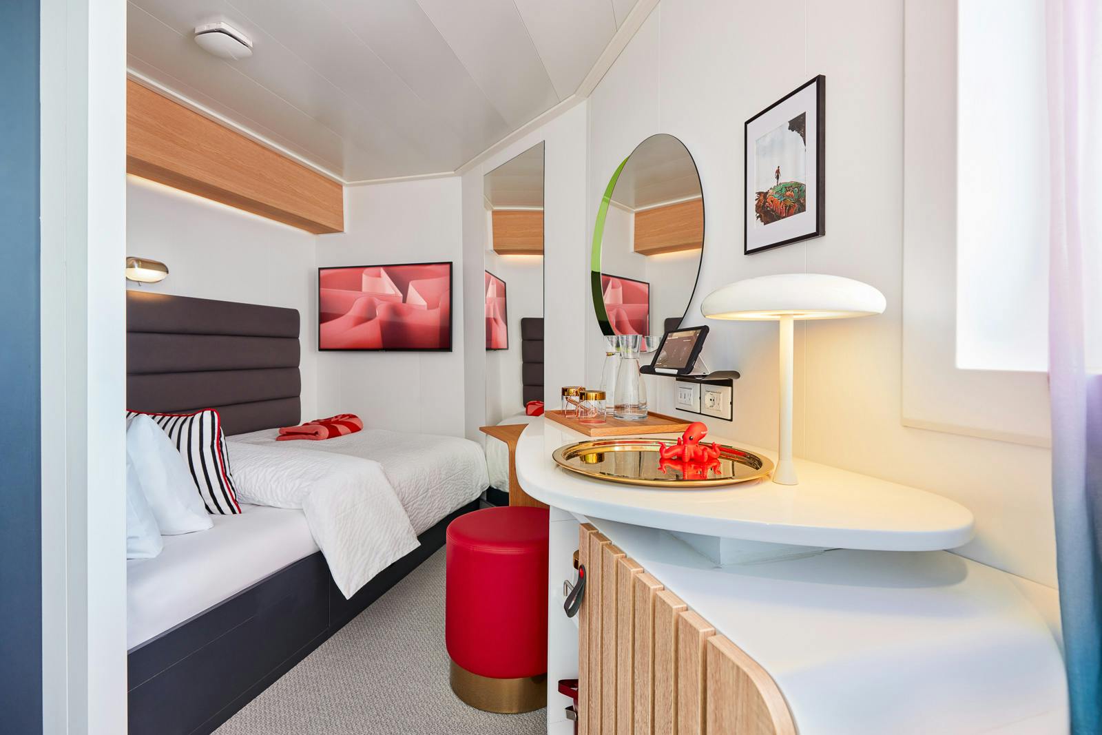cabin-img